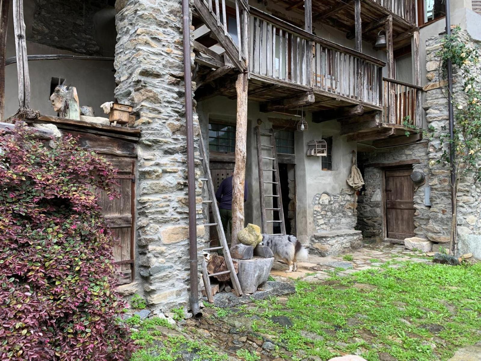 Affittacamere Montagne Verdi Varallo Bagian luar foto
