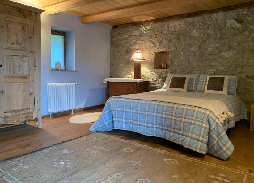 Affittacamere Montagne Verdi Varallo Bagian luar foto